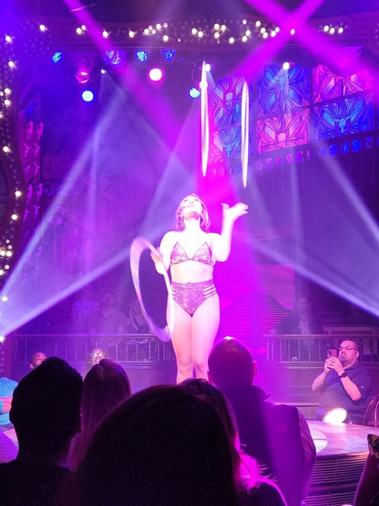 Atomic Saloon Show